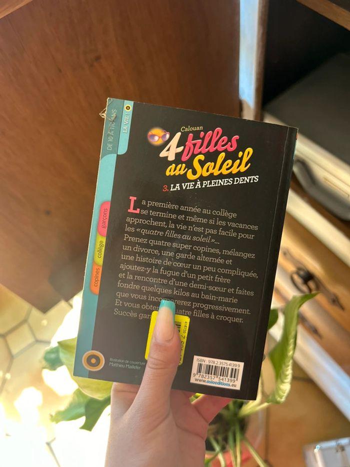 lot de 2 livres « 4 filles au soleil » tome 2& 3 - photo numéro 5