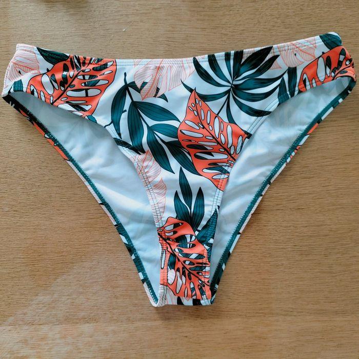 Maillot de bain 2 pièces - photo numéro 2