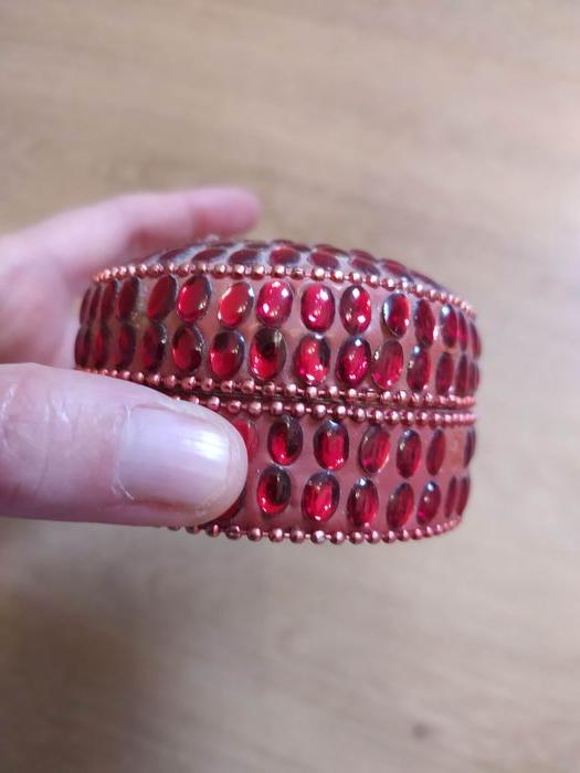 Petite boîte métal strass rouge - photo numéro 3