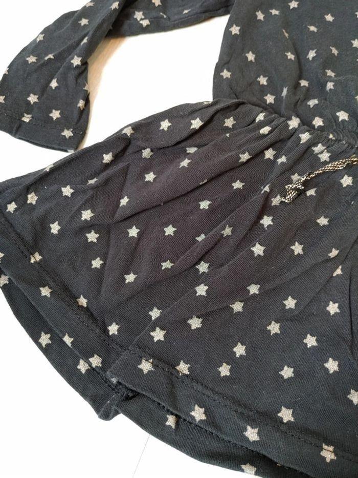 Robe avec étoiles dorés 2 ans - photo numéro 3