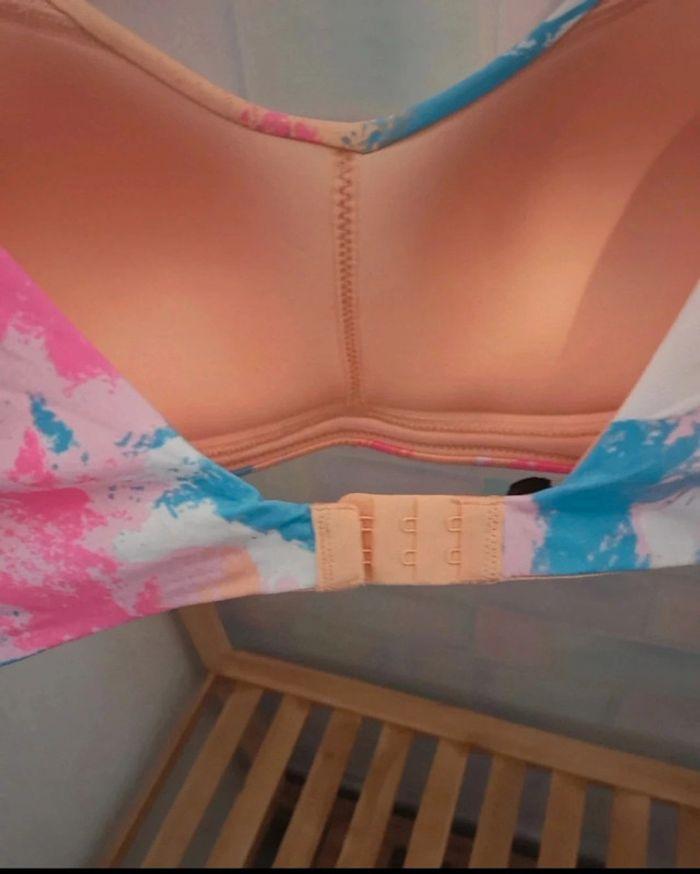 💕Jolie brassière de sport femme T 42 / 44 crivit 💕 - photo numéro 3