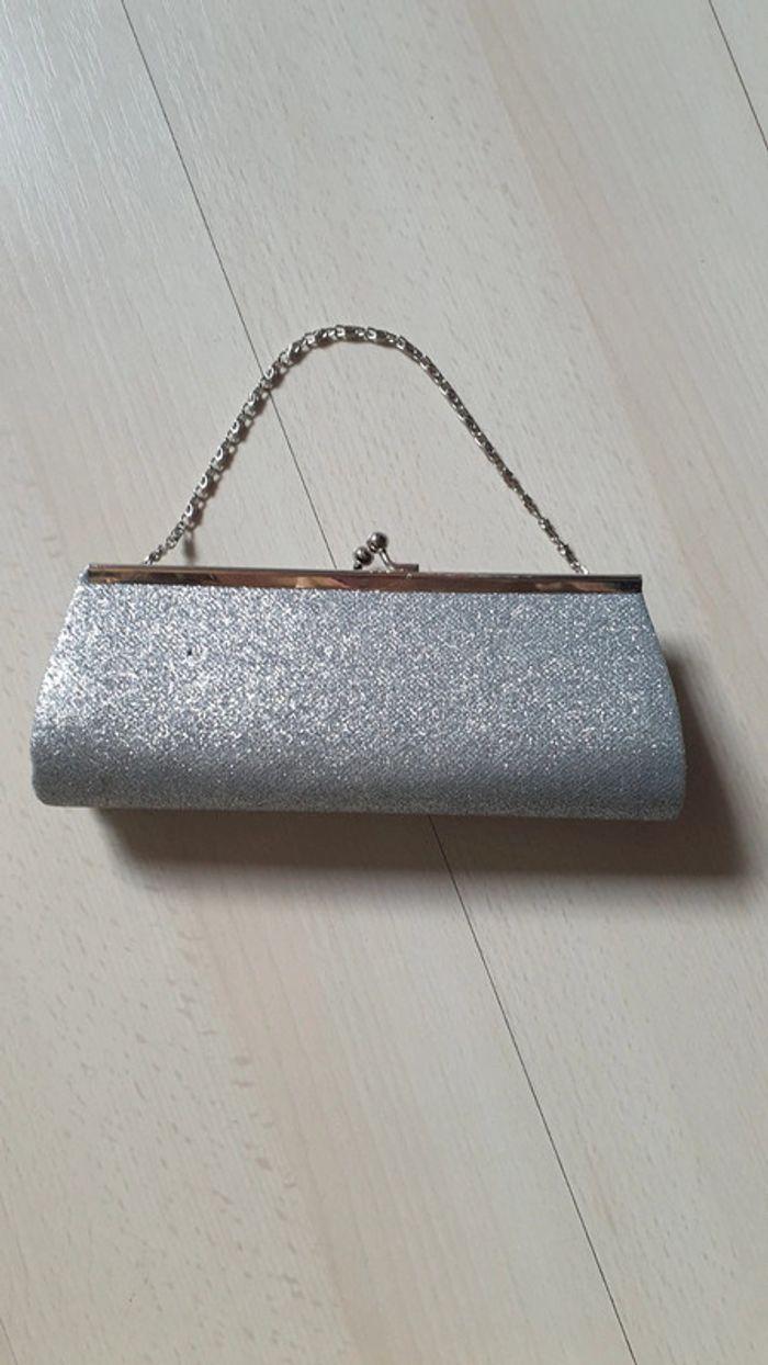 Pochette à paillettes - photo numéro 1