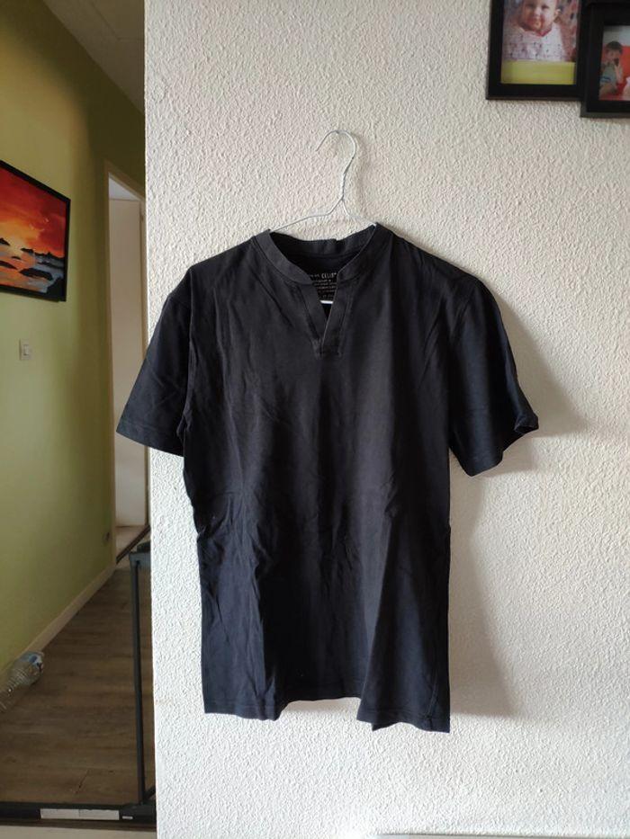 Lot t shirt taille S - photo numéro 2