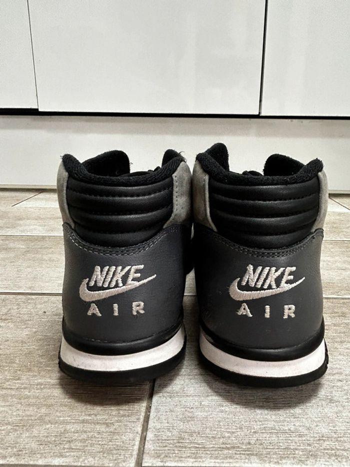 Baskets Nike Air Trainer T41 - photo numéro 3