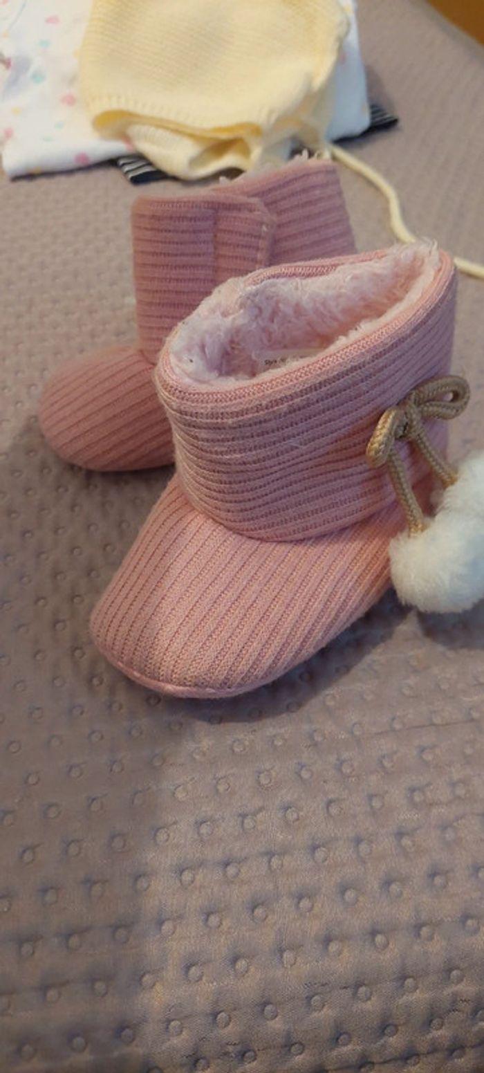 Chaussons bébé - photo numéro 1