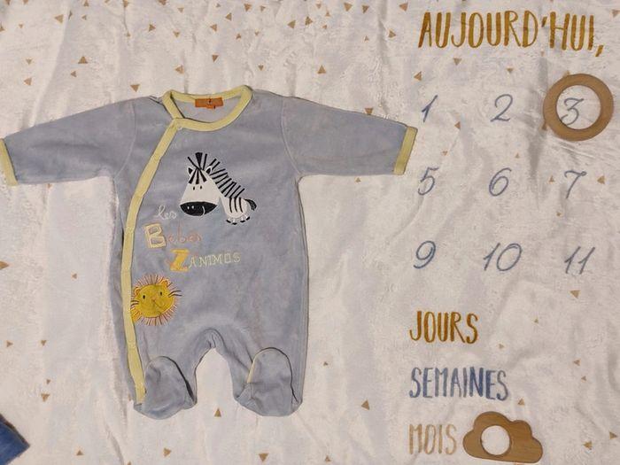 Lot 4 pyjamas 3 mois - photo numéro 7