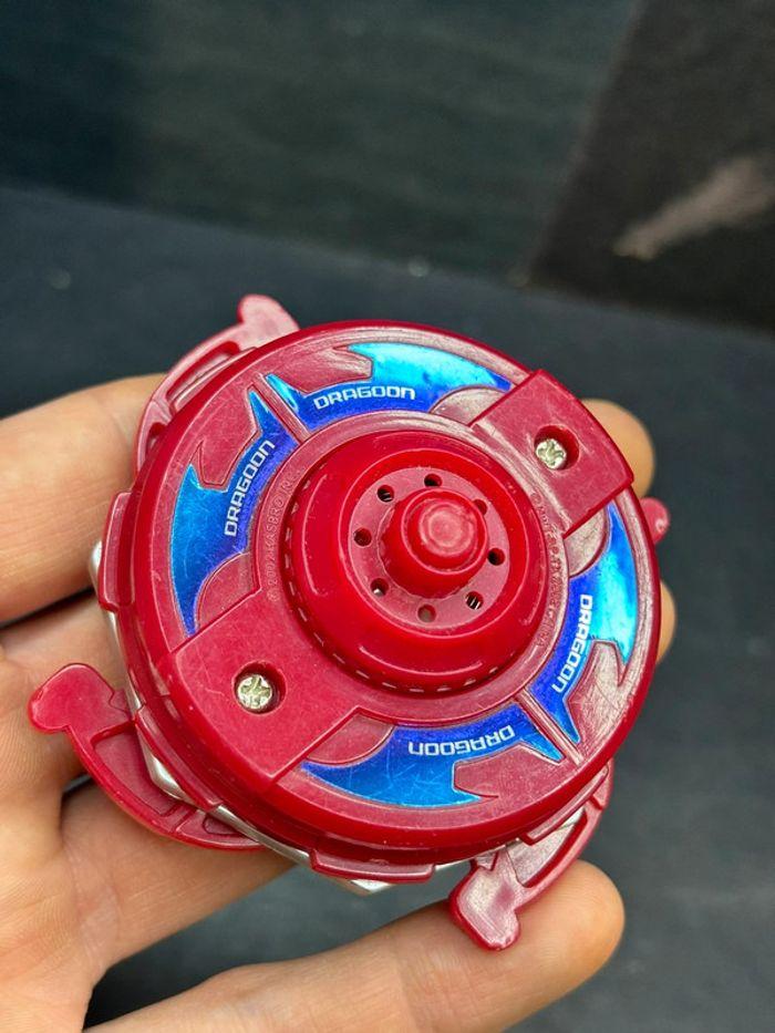 Red Dragoon F Electronic Hasbro toupie Beyblade V Force - photo numéro 4