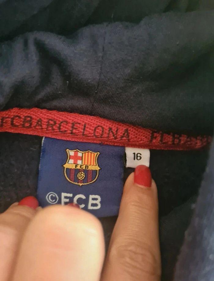 Sweat à capuche FC Barcelone 16 ans - photo numéro 7