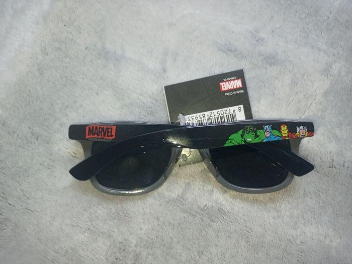 Lunettes de soleil Avengers Marvel - photo numéro 3