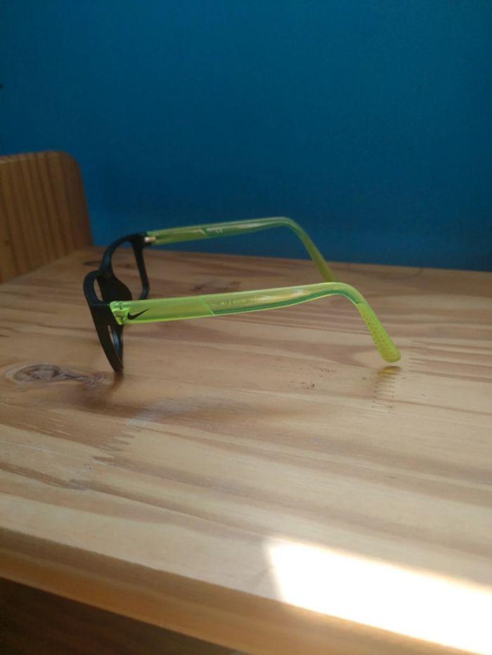 Lunettes enfant Nike noire et jaune fluo monture plastique - photo numéro 3