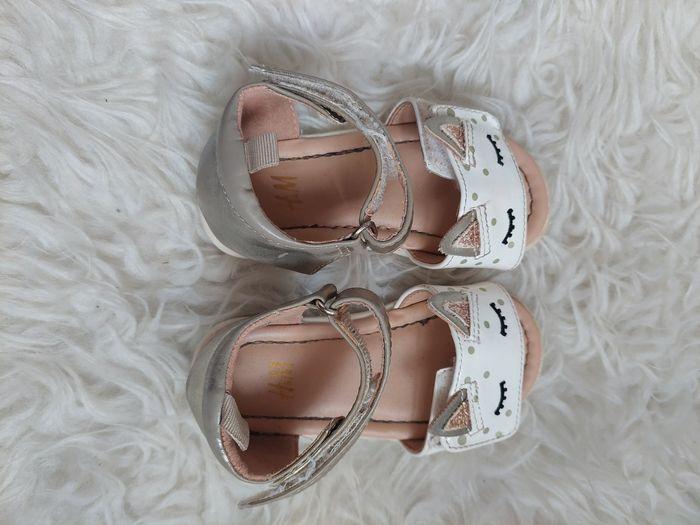 Sandales nu pieds fille licorne H&M T20/21 BE 🦄 - photo numéro 6