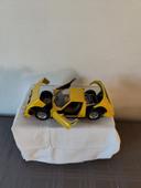 Voiture Lamborghini jaune 1/18