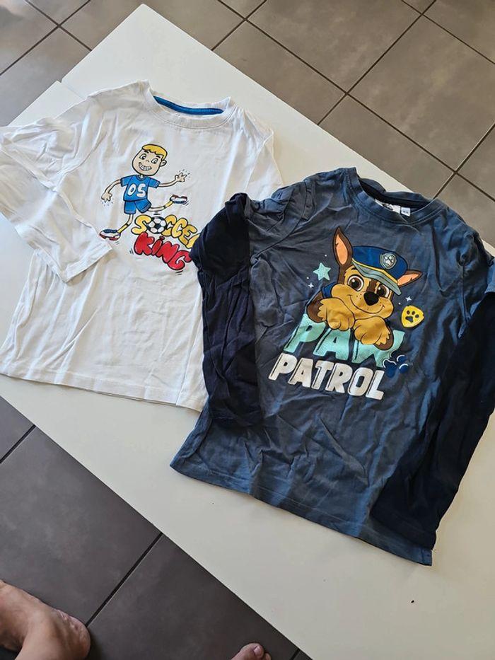 Lot 2 t-shirt manches longues 8ans - photo numéro 1