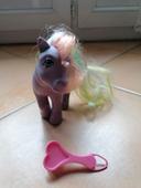 Petit poney aile de papillon