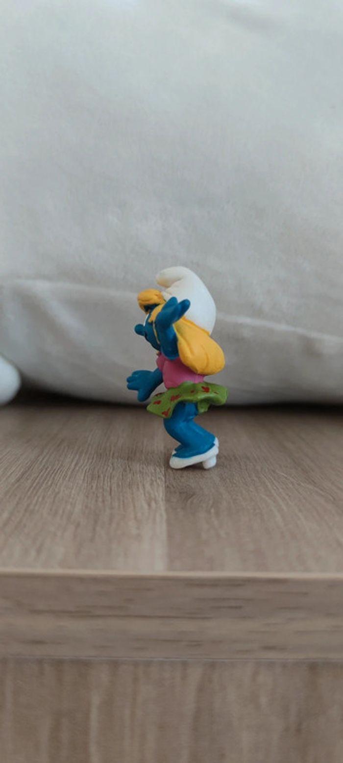 Schtroumpfette en robe Schleich - photo numéro 2