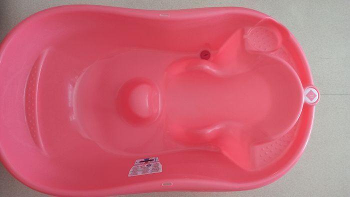 Vends baignoire bébé taille unique TBE - photo numéro 2