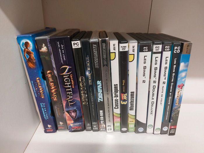 Lot de 15 jeux pc en bon état - photo numéro 1