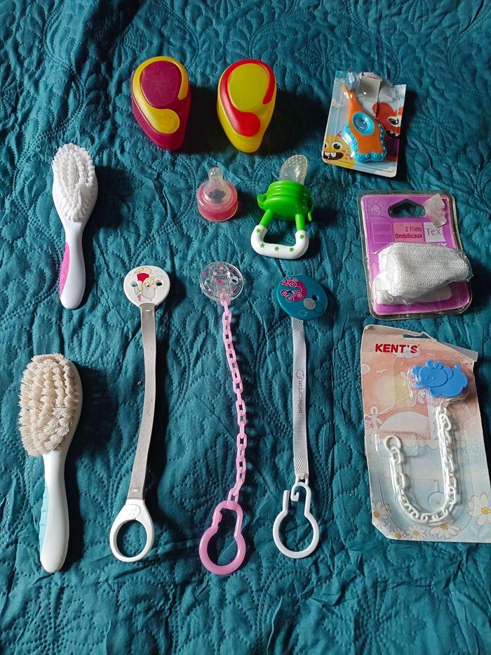 Lot d'accessoires pour bébé