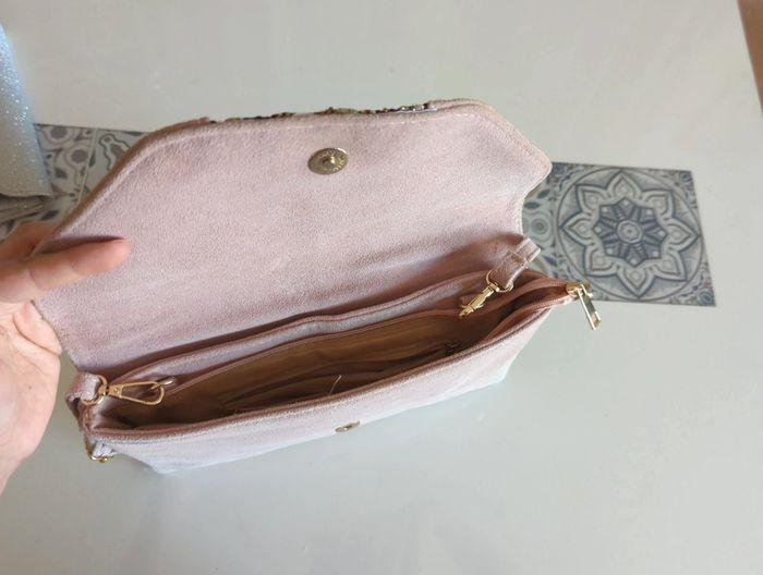 pochette daim brodée vieux rose - photo numéro 5