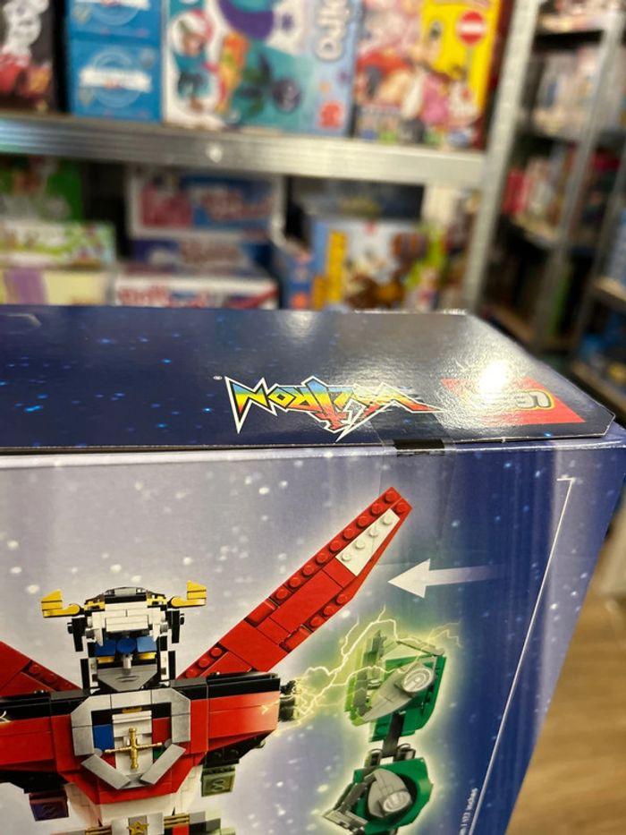 Lego 21311 Voltron Défenseur de l’univers - photo numéro 6