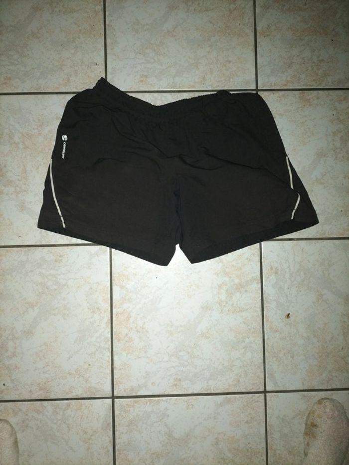 Short homme M - photo numéro 1