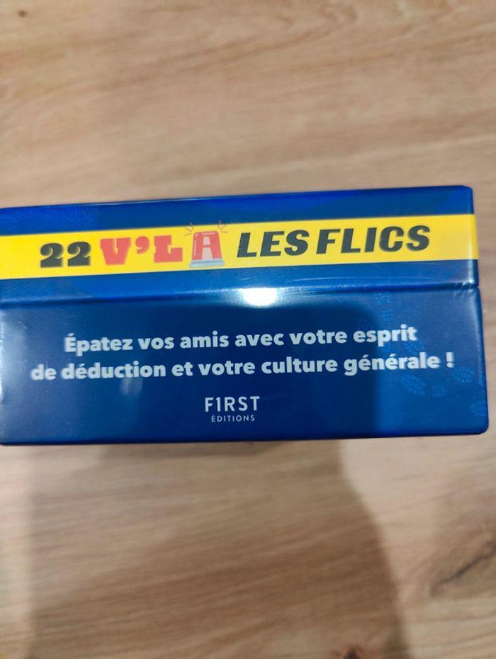 Jeu 22 V'là les flics - photo numéro 4