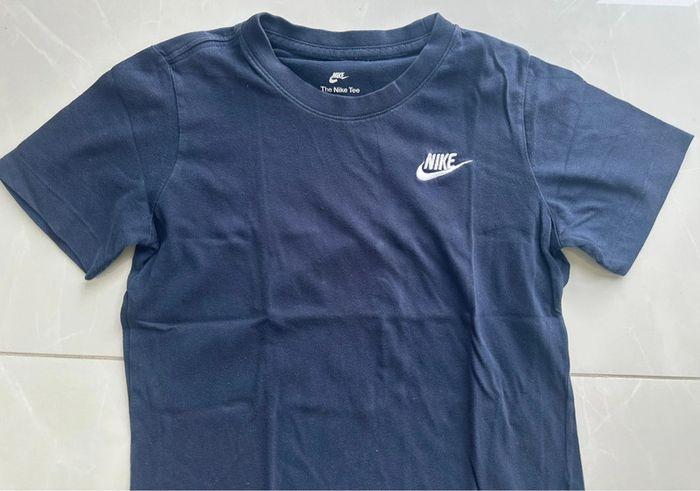 T shirt Nike taille M - photo numéro 2