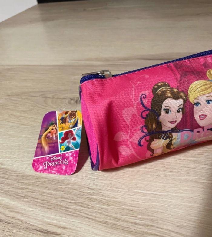 Trousse Disney Princesse neuve - photo numéro 2