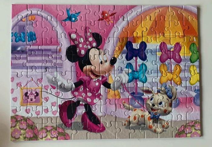 Joli puzzle Minnie 100 pièces 🐭 - photo numéro 1