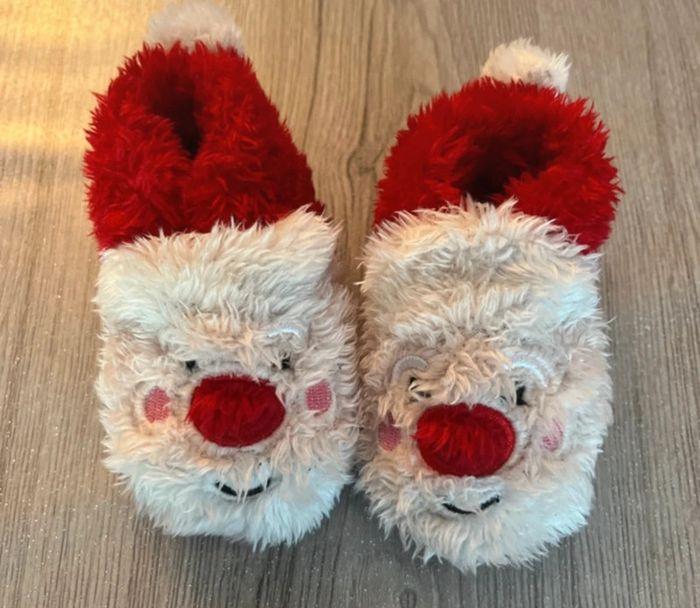 Chaussons de Noël 🎅 - pointure 19 - photo numéro 1