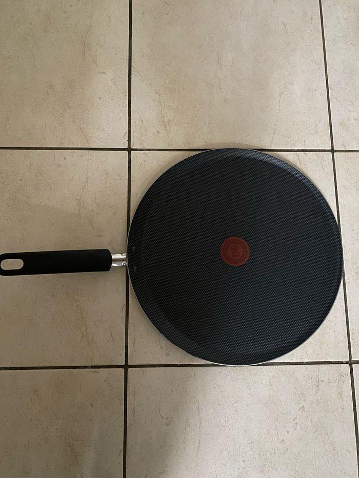 Poêle à crêpe tefal neuve - photo numéro 1