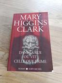 Mary Higgins Clark Dans la rue où...