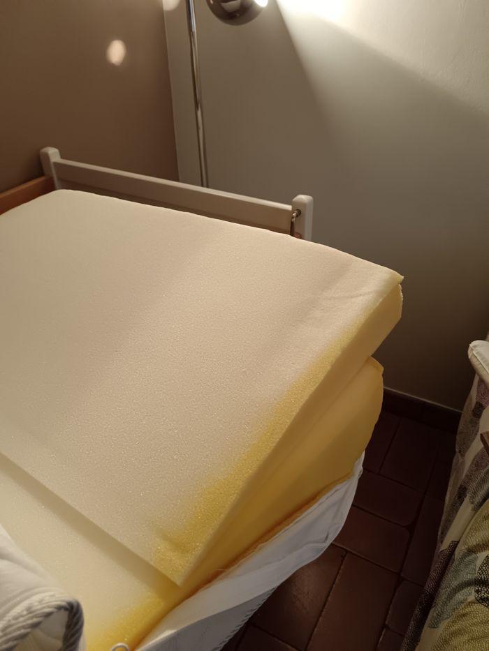 Lit bébé et matelas neuf - photo numéro 1