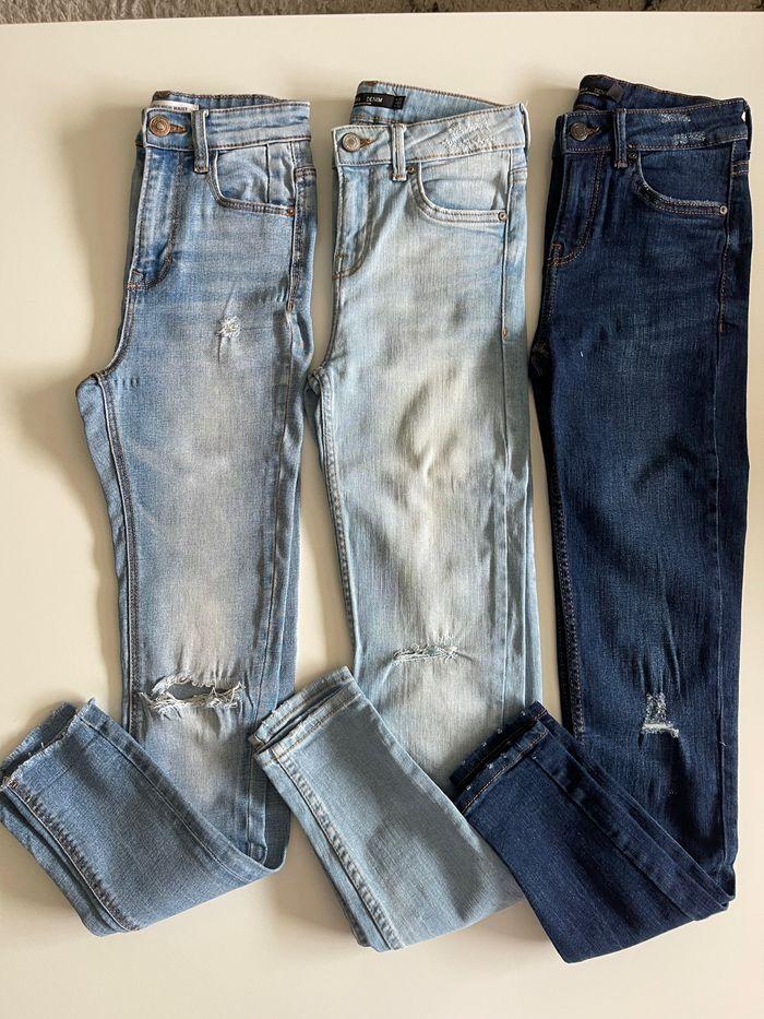 Lot 3 jeans Stradivarius Bershka 32 taille haute slim - photo numéro 1