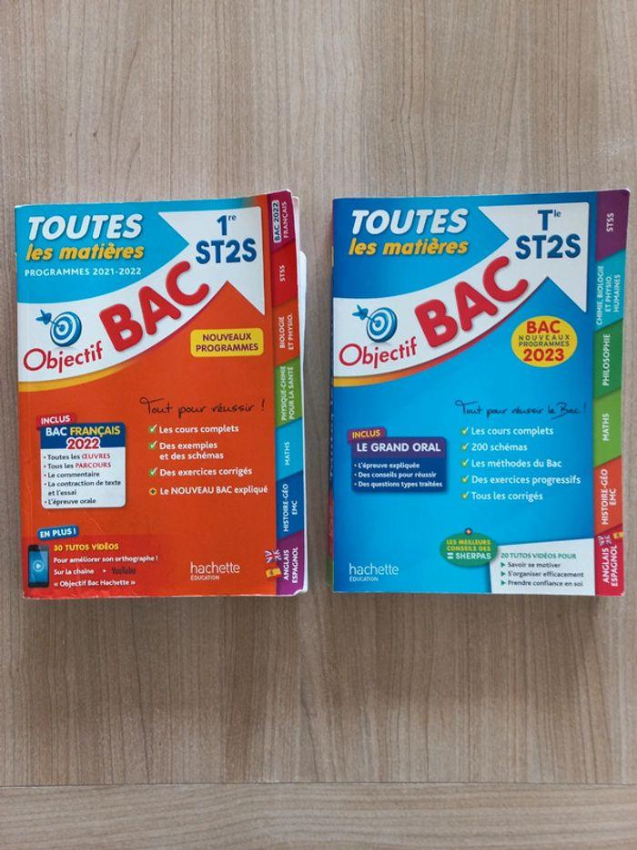 Lot de deux livres Objectif bac ST2S - photo numéro 1