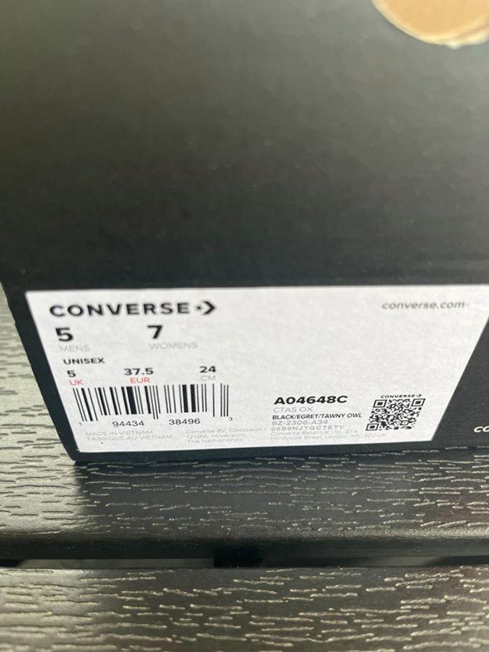 Baskets Converse All Star Chuck Taylor neuves taille 37,5 - photo numéro 5