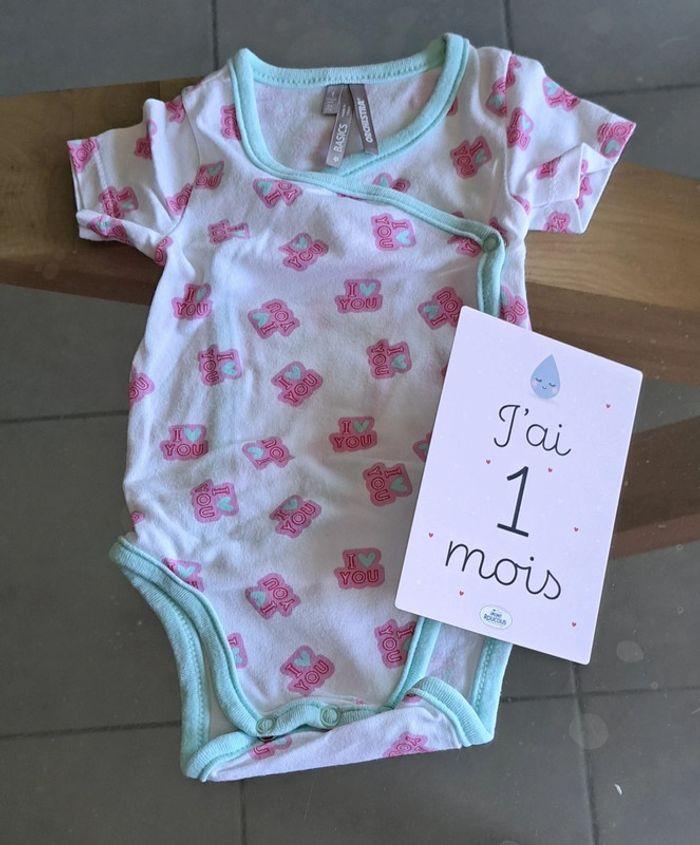 Lot de 4 bodies manches courtes fille taille 1 mois - photo numéro 5