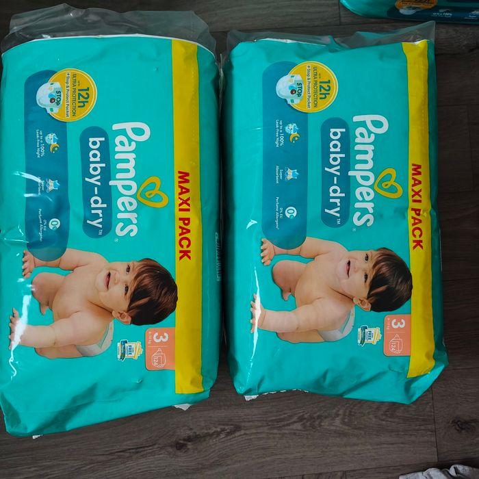 2 Maxi couche pampers taille 03 - photo numéro 2