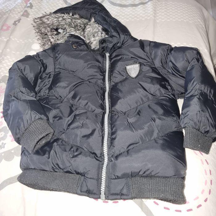 Manteau pour petit garçon, taille 3 ans