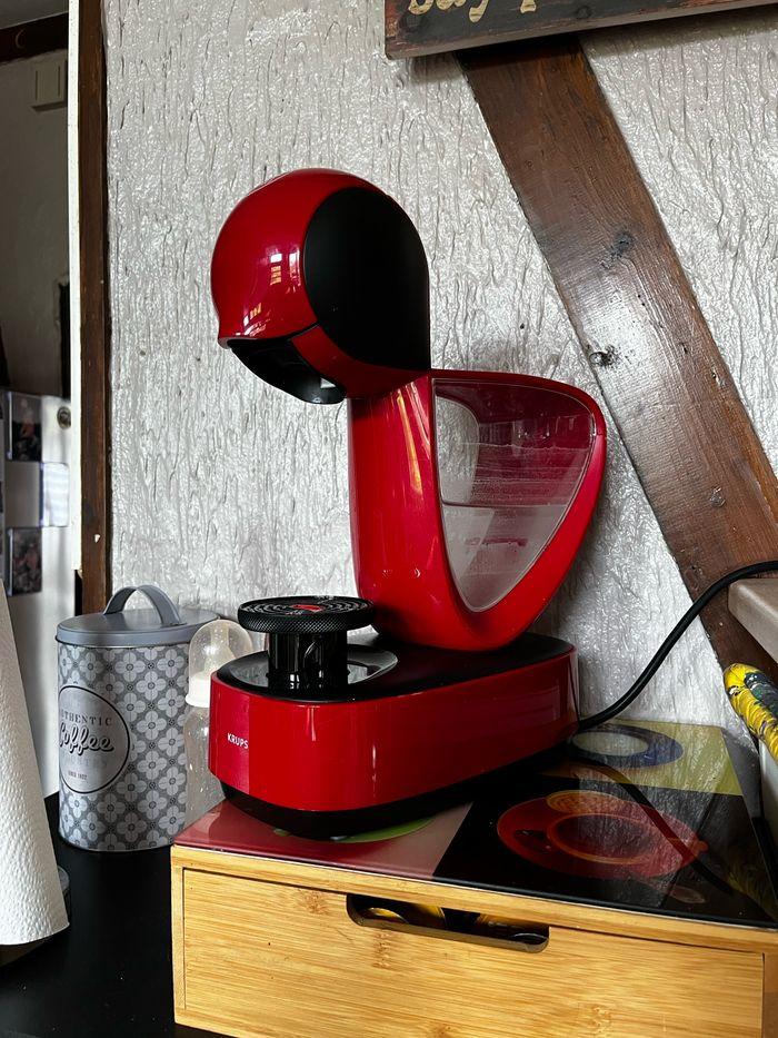 Machine à café. Dolce Gusto - photo numéro 1