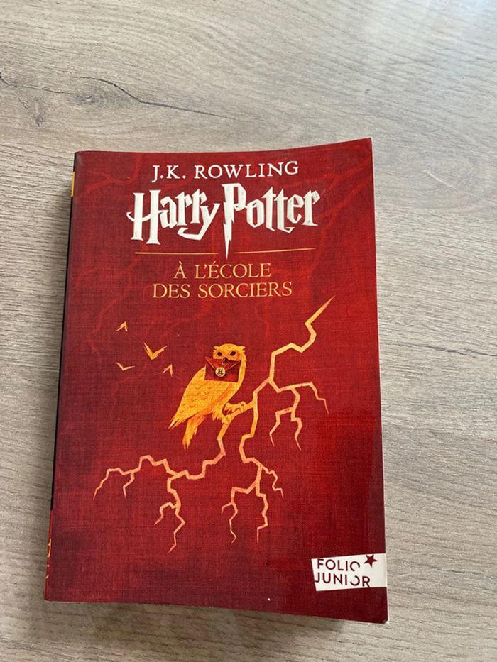 Livre Harry potter - photo numéro 1