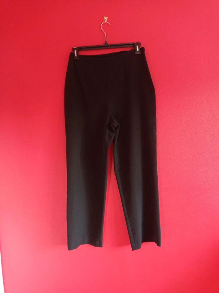 Pantalon Noir taille 38/40/42 - photo numéro 1