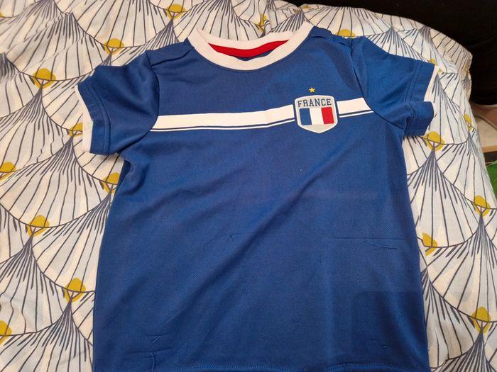 T shirt de foot - photo numéro 1