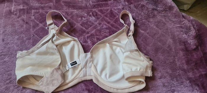 Soutien-gorge Playrex sans armatures effet satiné beige Cœur Croisé - photo numéro 6