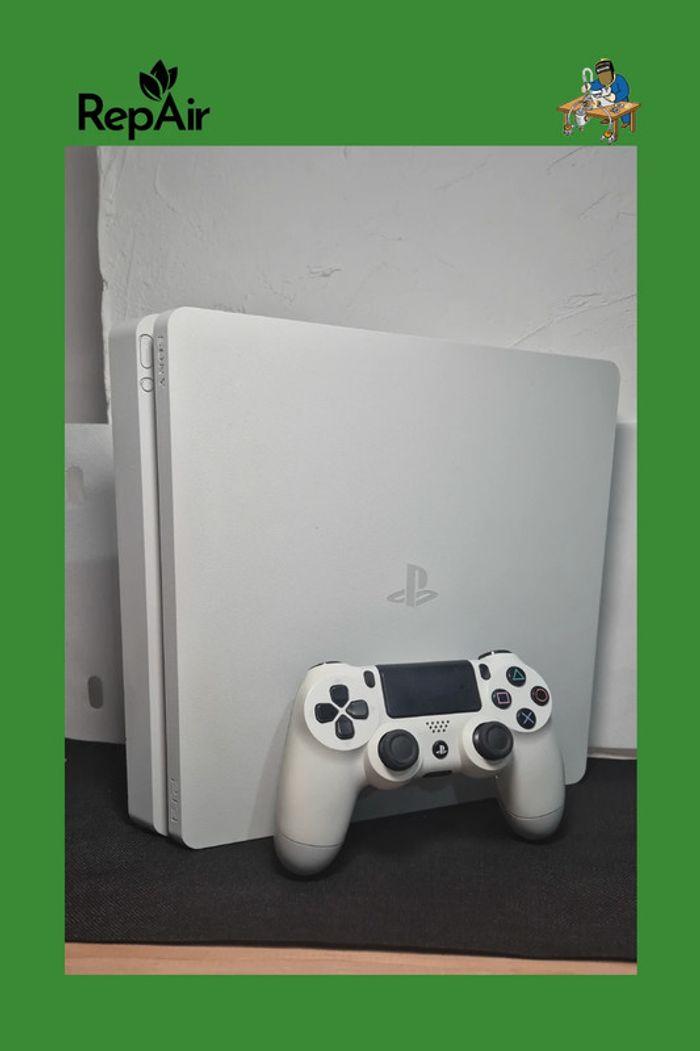 PS4 Slim Blanche - Firmware 9.00 - Reconditionnée - photo numéro 1