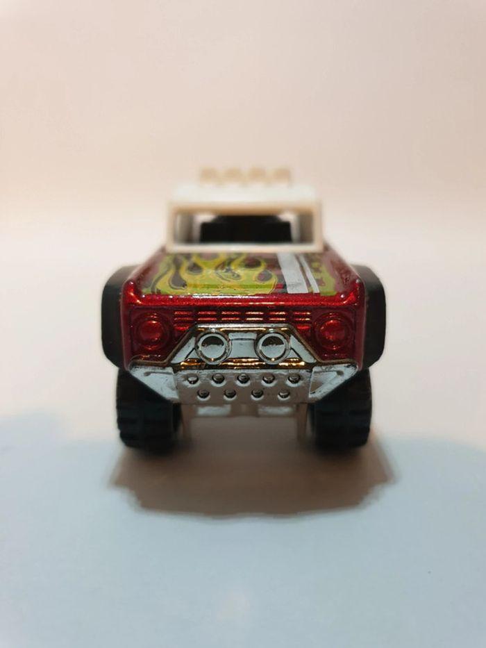 Hot Wheels 2016 Custom Ford Bronco HW Daredevils Bordeau - 1/64 - photo numéro 2