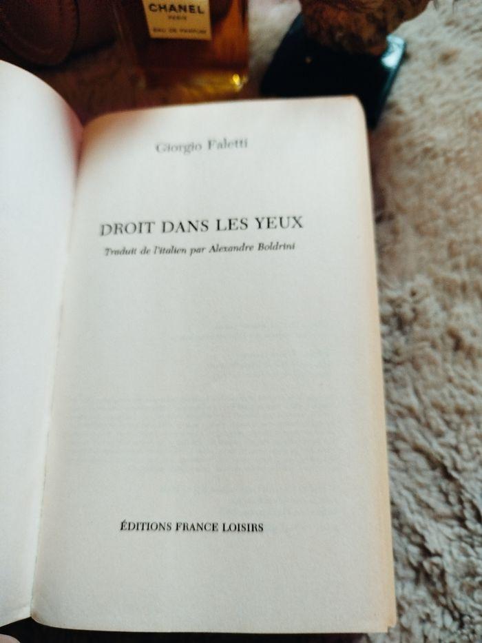 Roman Droit dans les yeux - photo numéro 8