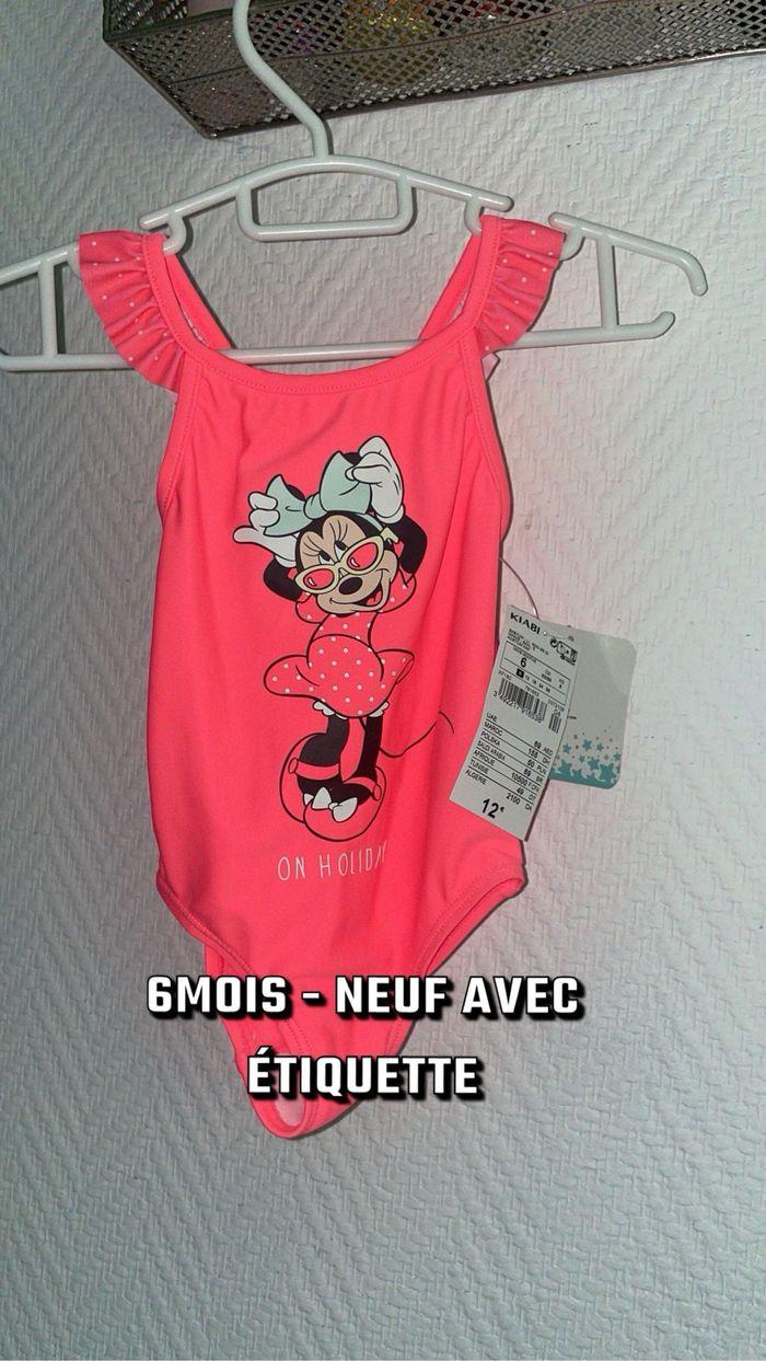 Maillot de bain été  bébé fille 6mois / rose corail    Minnie Disney neuf étiquette