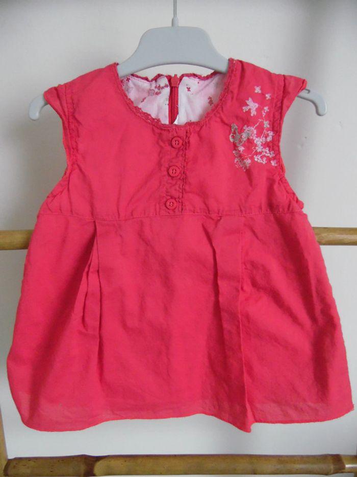 Robe rose, taille 2 ans.