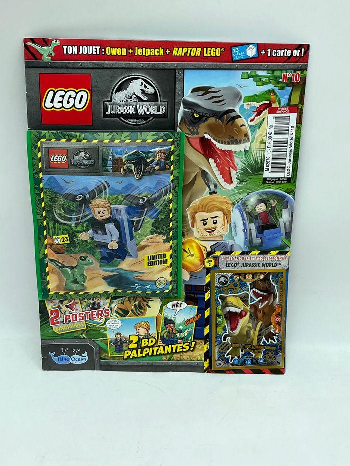 livre d’activité Magazine Lego Jurassic World avec sa mini figurine  Numéro 10 neuf sous blister - photo numéro 1